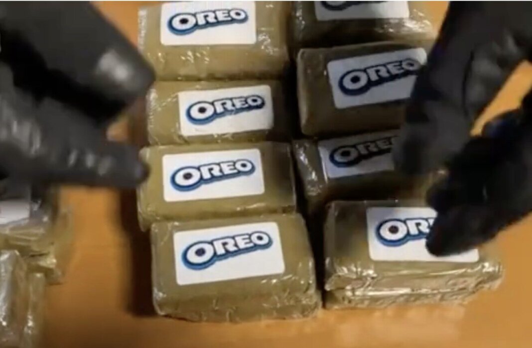 Disarticolata una centrale dello spaccio nell'aretino: sequestrati 7,5 chili di hashish