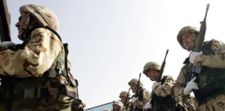 Iran, nuovo missile a medio raggio dispiegato in base sotterranea