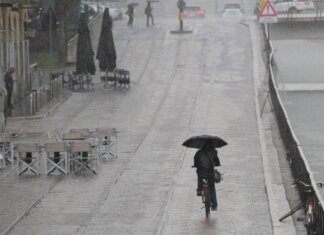 Meteo, arriva una perturbazione dal Nord Africa: piogge e pulviscolo sahariano protagonisti