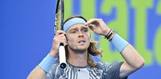 Alcaraz perde tempo, Rublev si lamenta e litiga con l’arbitro a Doha