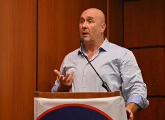 Bandecchi: “Nulla in comune con Vannacci, non c’entro con estrema destra”