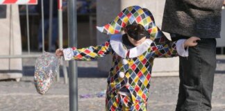 Carnevale, attenzione ai pericoli per i bambini: dalle maschere alle stelle filanti