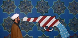 Iran, Trump: “Vogliono accordo per evitare raid più di quanto lo voglia io”