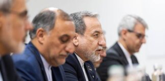 Iran-Usa, progressi a Ginevra ma ‘linee rosse’ di Trump restano: lo scenario