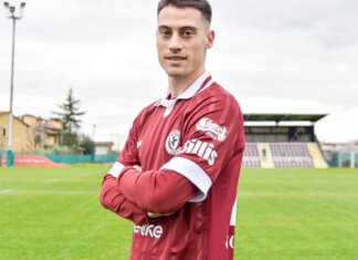 Rinforzo in mediana per l’Arezzo: tesserato lo svincolato Mattia Viviani Mattia Viviani