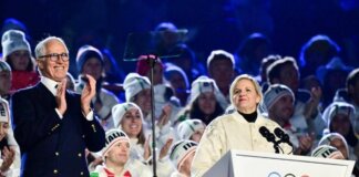 Milano Cortina, cala il sipario: bandiera olimpica passa alla Francia, Coventry dichiara concuse le Olimpiadi