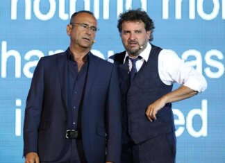 Pieraccioni, la gag ‘contro’ Carlo Conti a Sanremo: “Topo Gigio, Sandokan, manca solo…”