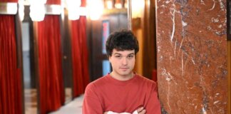 Sanremo 2026, Leo Gassmann chi è: gli esordi, il vero cognome, il gesto eroico