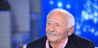 Sanremo 2026, Mogol riceve il premio alla carriera: l’omaggio al paroliere