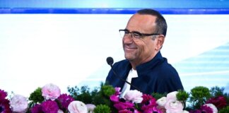 Sanremo, Conti: “Molto contento risultato ascolti, ho stesso sorriso dello scorso anno”