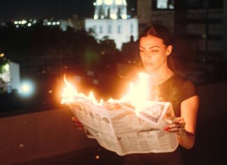 Se il Democracy Shield nasce già bucato. La manipolazione estera e il rischio disarmo Ue