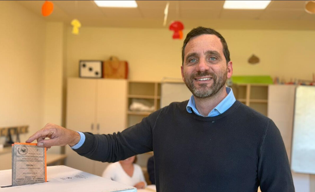 Piantedosi ha informato CdM date elezioni sindaci e Consigli Comunali. Si vota anche Viareggio e Cascina. Molti Comuni al voto per sindaci eletti in Consiglio regionale: oltre a Pistoia con Tomasi, anche Sesto Fiorentino, Fauglia, Lucignano, Montignoso, Pontremoli. Eventuale ballottaggio 7 e 8 giugno