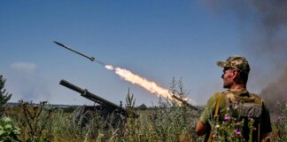 Ucraina, dalla tragedia della guerra al business della difesa: Kiev pronta a produrre armi per l’Europa