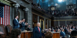 Usa, discorso record di Trump: prova a convincere gli americani dei suoi risultati