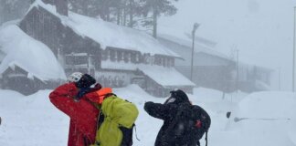 Valanga nella Sierra Nevada, 10 sciatori dispersi