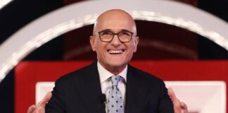 Alfonso Signorini lascia la guida di ‘Chi’: “Comincio una nuova vita”