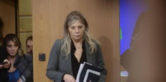 Anche il capo di gabinetto deve farsi autorizzare per interventi pubblici: il caso Bartolozzi diventa un giallo