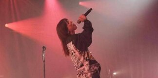 Angelina Mango torna a esibirsi, tra il pubblico di Roma c’è Maria De Filippi