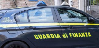 Bari, presunta corruzione in gare forniture Asl: 7 indagati