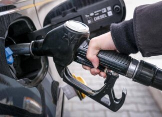Frodi fiscali ed evasione delle accise nella vendita dei carburanti: giro di vite della Finanza