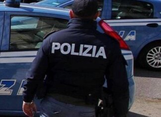 Offese e sputi a un coetaneo in uno stabilimento di Tirrenia: denunciati tre minorenni