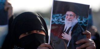 Iran, chi guida il Paese dopo l’uccisione di Khamenei: le 4 figure chiave