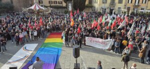 Prato blindata per corteo remigrazione, doppia contromanifestazione. Giani: "Toscana regione di accoglienza e integrazione"