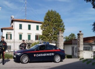 Choc a Castelfranco di Sotto: ragazzina di 12 anni aggredisce compagna di classe con le forbici