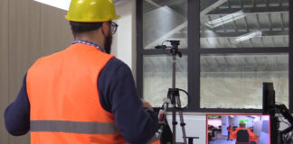 Sicurezza sul lavoro: dall’università di Pisa una tecnologia ottica per il blocco automatico dei macchinari caschetto unipi