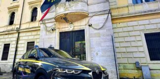 Raggiro milionario a un uomo in difficoltà psichica: 52enne ai domiciliari a Grosseto