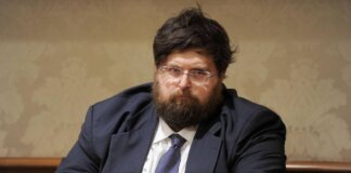 Adinolfi denuncia ‘Le Iene’: “Contro di me agguati ad personam”