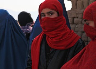 Afghanistan, educazione negata alle ragazze: il costo invisibile di una generazione