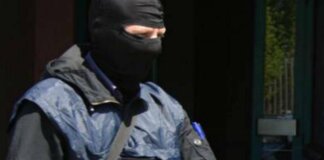 Arezzo, 15enne indagato per propaganda d’odio e istigazione a delinquere