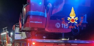 Auto in fiamme sulla superstrada Siena-Grosseto, morto 37enne