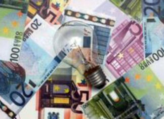 Bollette, bonus da 115 euro: chi lo riceve e quando arriva