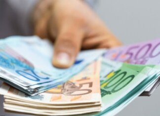 Borsa, sindacati esultano: “Grande adesione a sciopero, l’Italia non diventi succursale di Parigi’