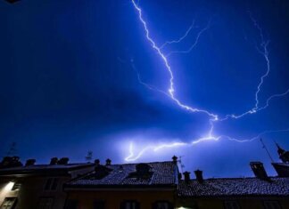 Caldo record, Pregliasco: “I temporali peggiorano gli effetti sulla salute”