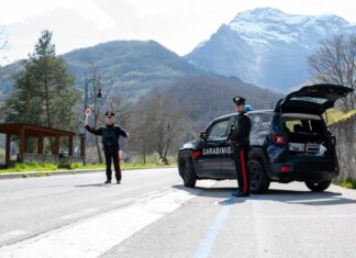 Un chilo di droga nascosto in casa: arresto in Garfagnana Spaccio di droga in Garfagnna