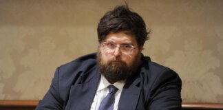Caso Adinolfi, il giornalista: “Non sono un lestofante né un truffatore”