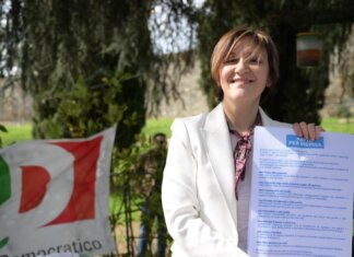 Stefania Nesi insultata e minacciata: “Parole che feriscono. Questa è violenza”. Giani: “Scritte ignobili e inaccettabili” Stefania Nesi insultata e minacciata: "Parole che feriscono. Questa è violenza". Giani: "Scritte ignobili e inaccettabili"