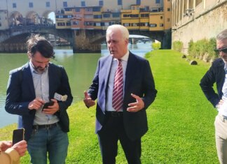 Riqualificazione delle spallette dell’Arno, Giani stoppa le polemiche: “Lavoro di rigoroso ripristino”