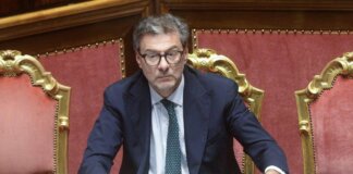 Giorgetti: “In 20 anni over 50 raddoppiati, maggior anzianità non è gap in termini produttività”