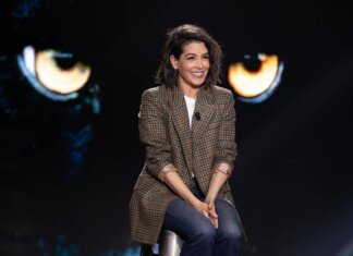 Giulia Michelini a Belve: “Ho preso l’ayahuasca e ho avuto le visioni. Un mio difetto? Rutto”