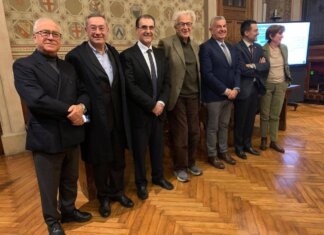 Il dottor Ai? “E’ intelligente se lo siamo noi, e non potrà sostituire il medico”. Un libro spiega perché