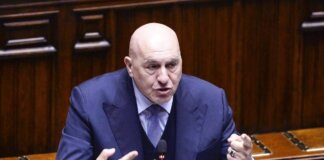 Iran, Crosetto: “Accordo con Usa su basi non significa essere in guerra”