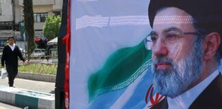 Iran, ore frenetiche prima della tregua: il ruolo chiave di Khamenei nel sì all’accordo