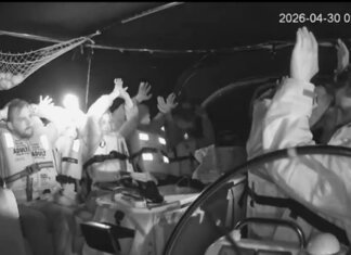 Israele intercetta la Flotilla diretta a Gaza: “175 attivisti ora su nostre imbarcazioni”