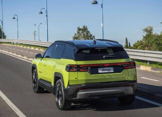 Jeep Compass: nuovi allestimenti Business e Summit