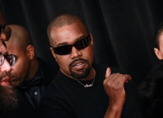 Kanye West, la protesta in Uk: “No al concerto a Londra”. E il caso diventa politico