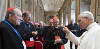 Trump contro Papa Leone, vescovi toscani: “Vicini al Santo Padre, voce insostituibile per la pace” Trump contro Papa Leone, vescovi toscani: "Vicini al Santo Padre, voce insostituibile per la pace"